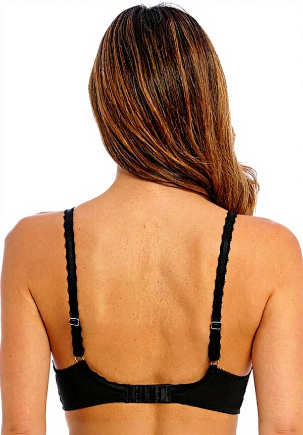 Soutien-gorge coqué armatures Wacoal 95D lingerie femme