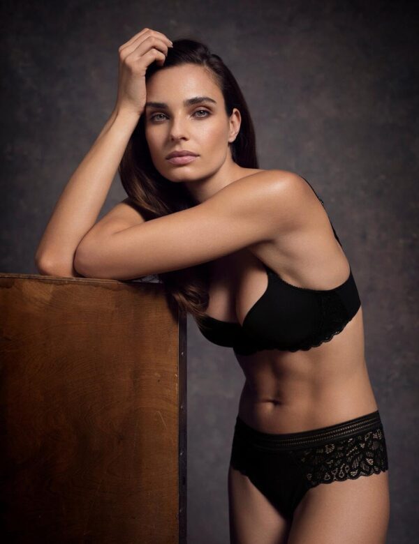 Soutien-gorge coqué armatures Wacoal 95D lingerie femme-7