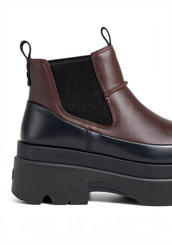 UGG Brisbane Chelsea Bottine Femme Cèdre Brûlé – Semelle laine 7 mm-4