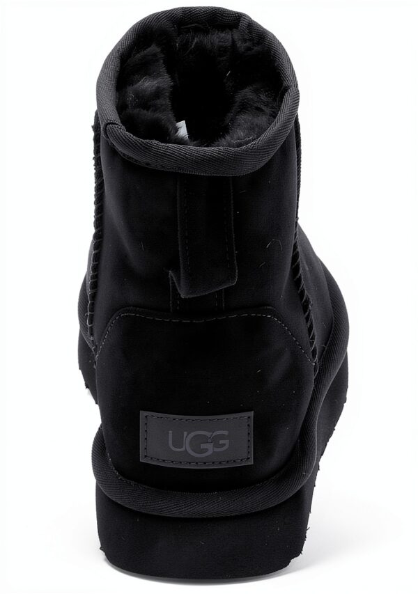 UGG Femme Classic Mini II Bottes Suède Noires Taille 41-4