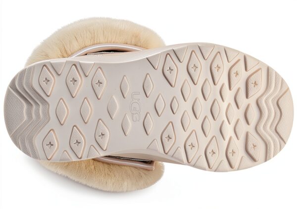 UGG Adirondack III Bottes de neige vernies femme blanc taille 42-2